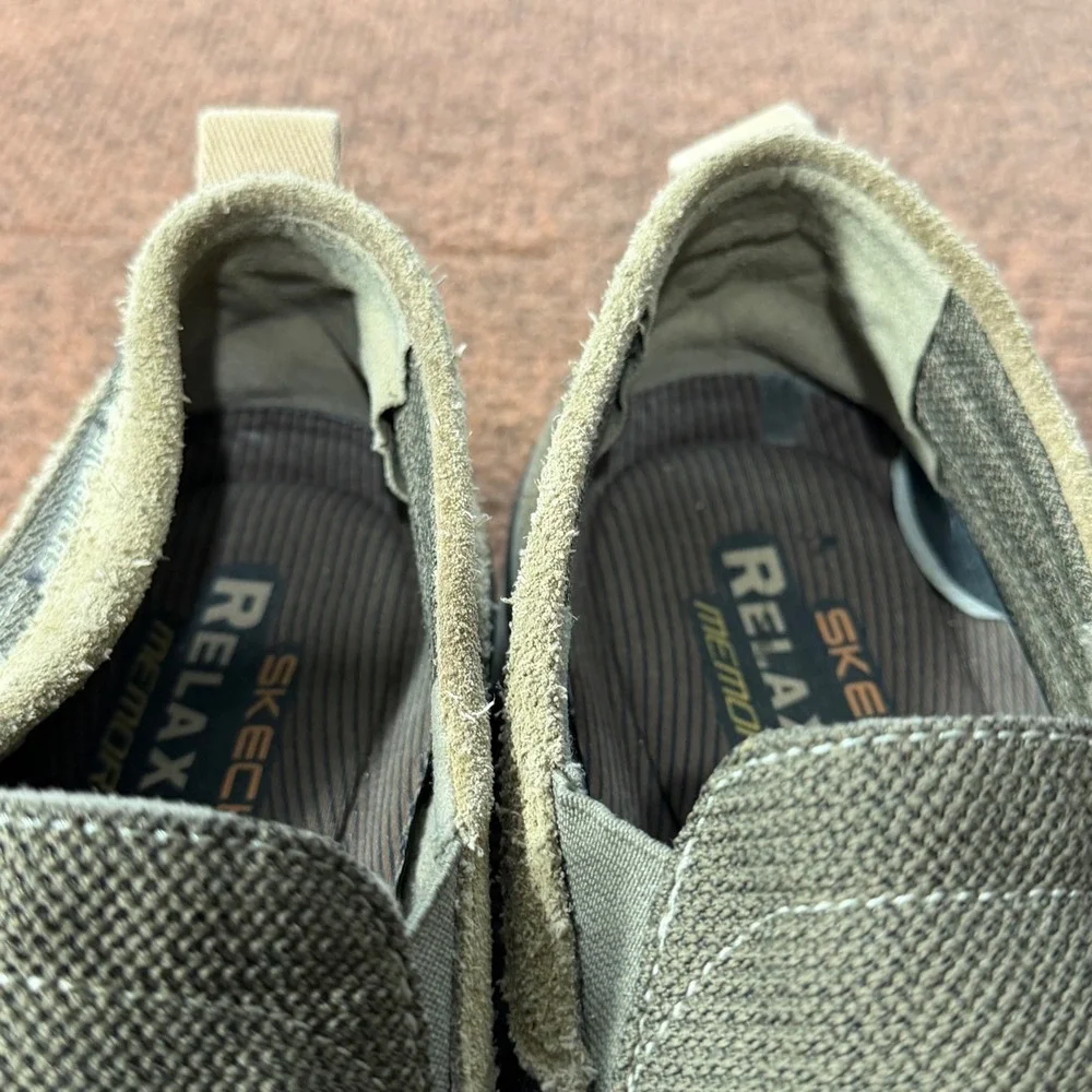 Skechers relaxed fit